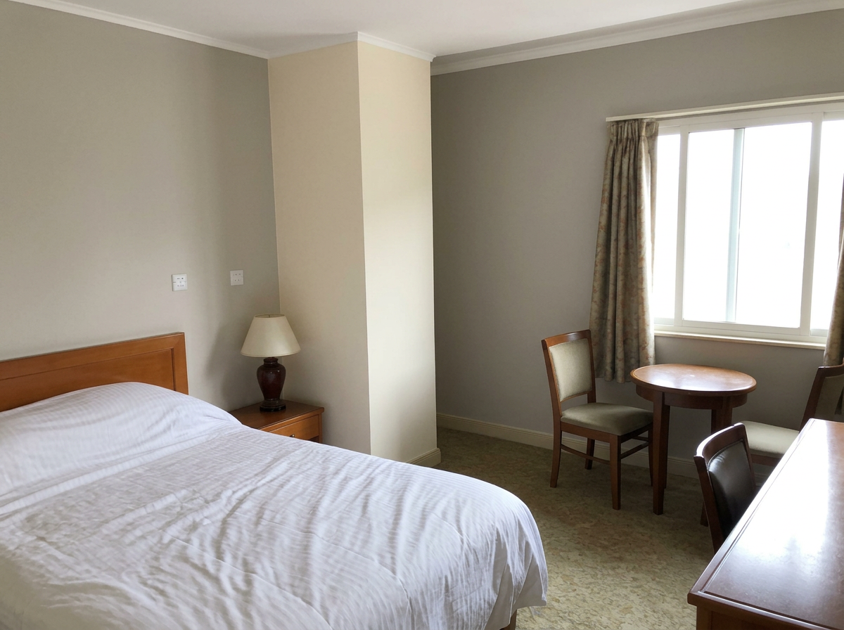 Chambre d’hôtel repeinte après travaux
